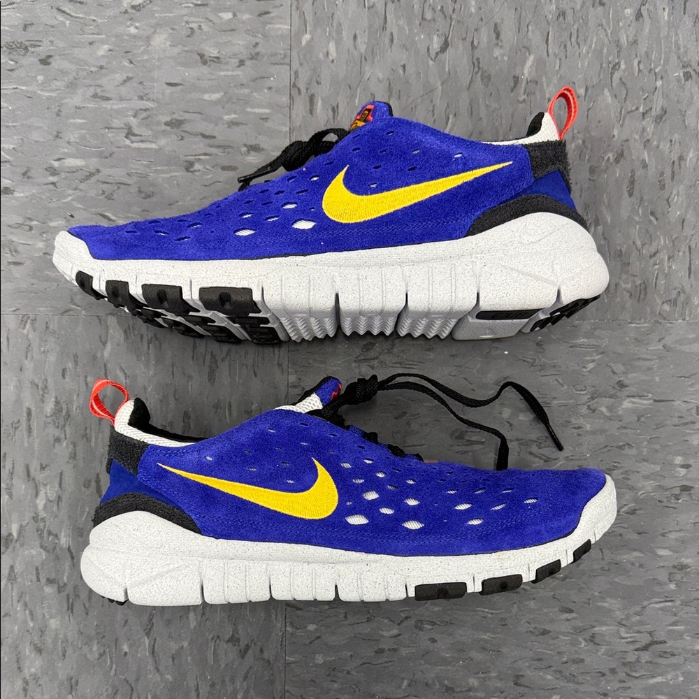 Nike Free Run Trail Blue and Yellow Athletic Sneakers